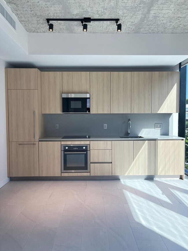 Photo - 112 NW 31st St Unit A2