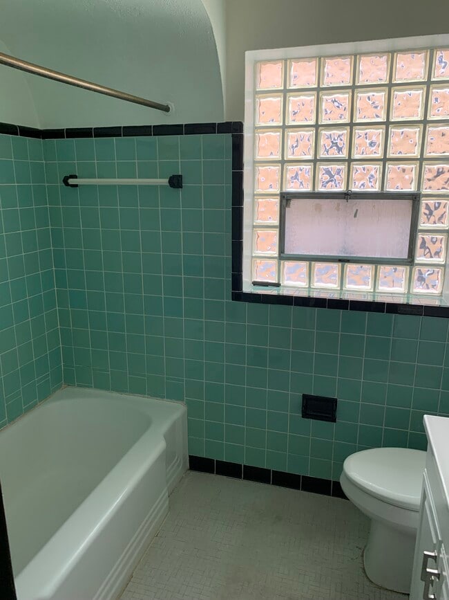 Photo - 7126 Amherst Ave