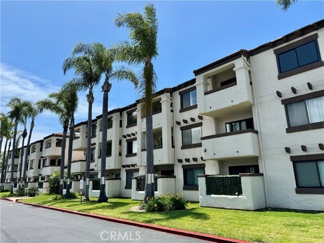 Building Photo - 3830 Avenida Del Presidente Unit 1 Rental