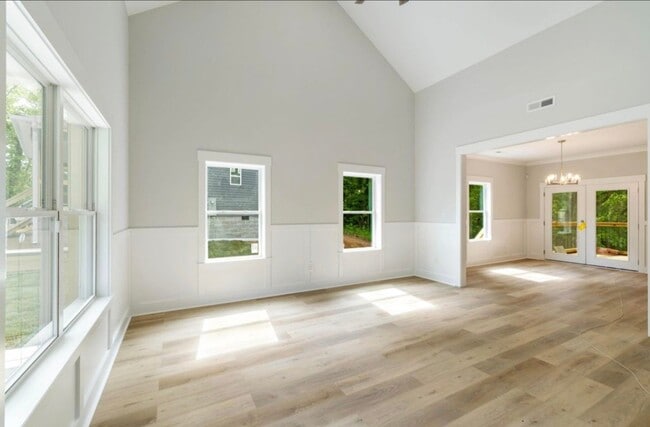 Photo - 5414 Dorsey St