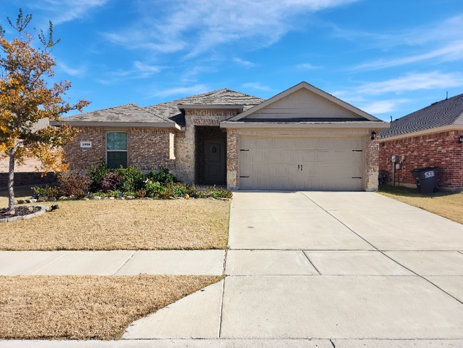 Building Photo - 1220 Meadow Creek Dr Rental