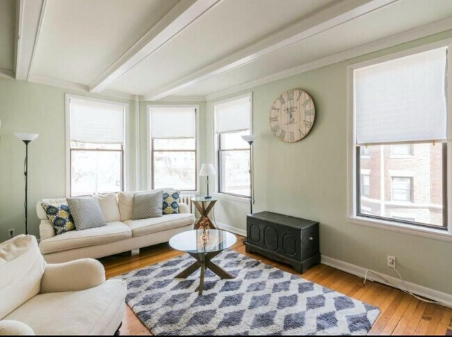 Building Photo - 1480 Commonwealth Ave Unit 1 Rental