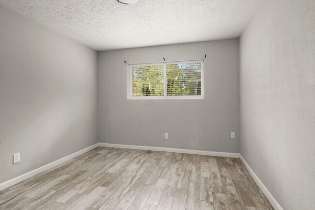 Photo - 25822 Glen Loch Dr