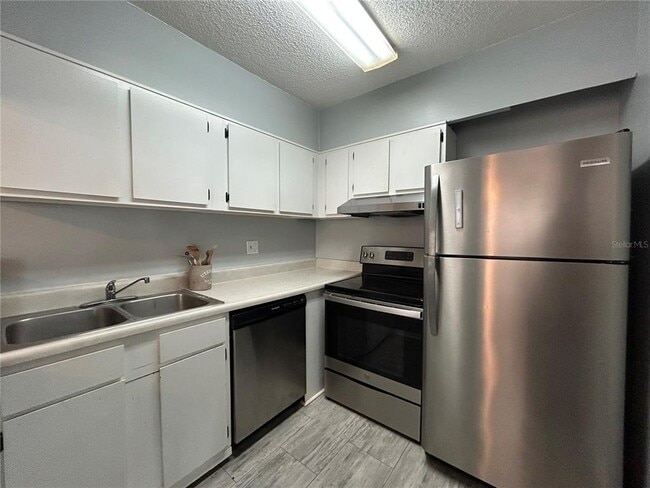 Photo - 6519 W Newberry Rd Unit 1209