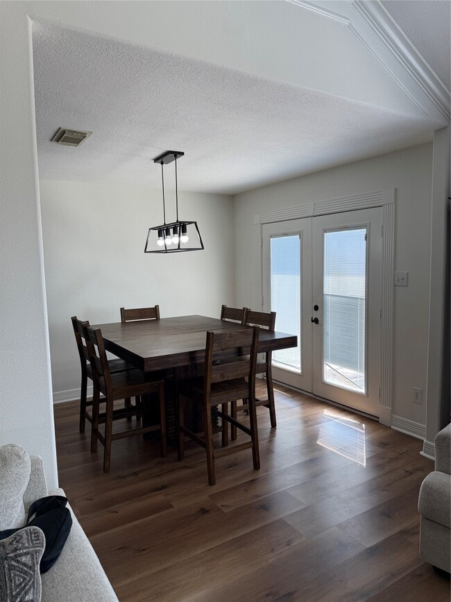 Building Photo - 9204 Tejas Ct