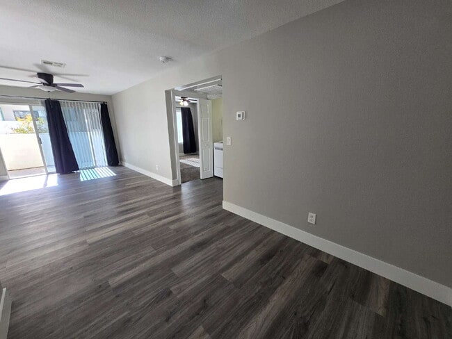 Photo - 7100 W Pirates Cove Rd Unidad 1042