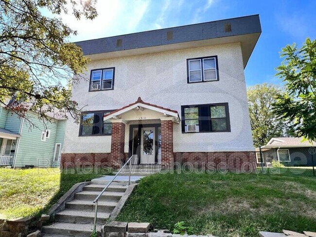 Building Photo - 1314 22nd St Unit 8