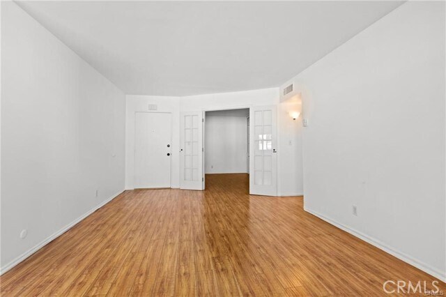 Photo - 5400 Newcastle Ave Unidad 56