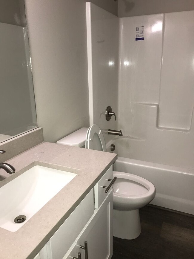 Photo - 3 bed/2 bath Craftsman Style Home, Private Development!!