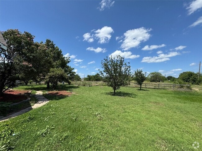 Building Photo - 2139 Co Rd 4106 Rental