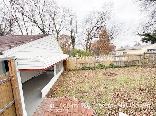 Photo - 106 Selden Ave