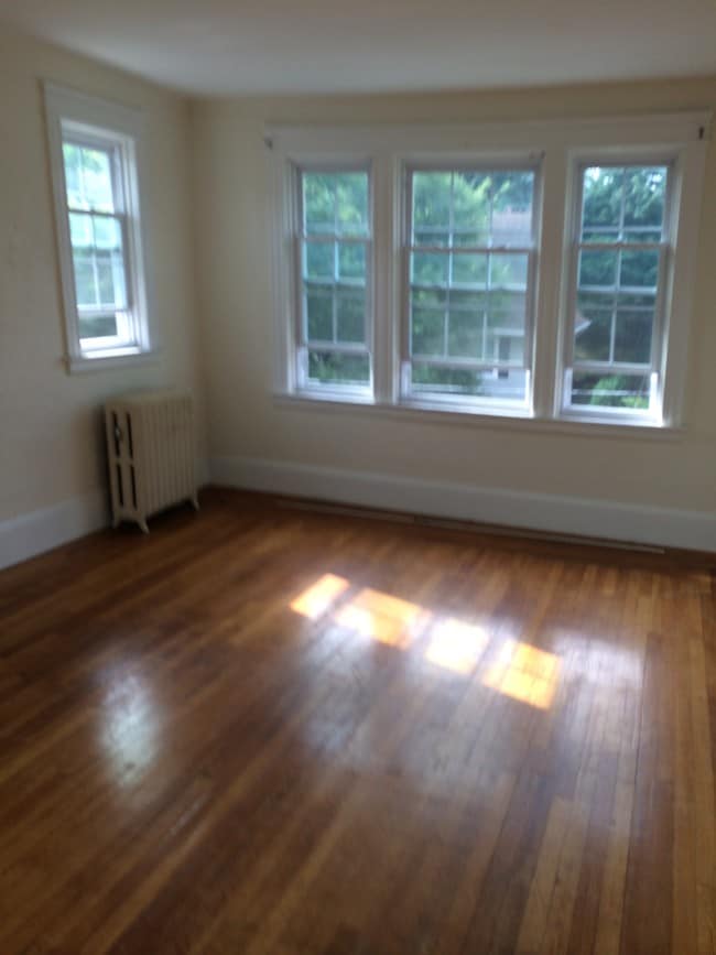 Building Photo - 128 Elton St Unit 4