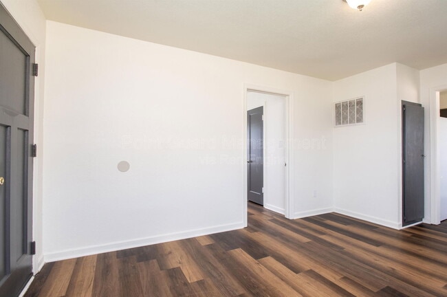 Photo - 1301 E Mount Vernon St