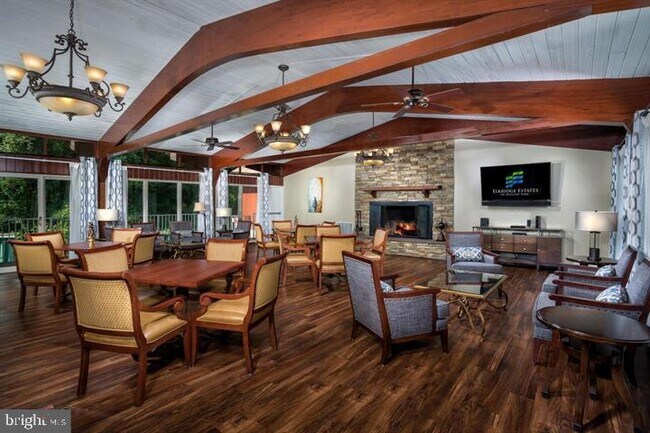 Photo - 11 Over Ridge Ct Unit 2411