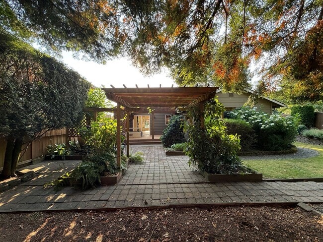 Photo - 15419 Mulberry Dr SE