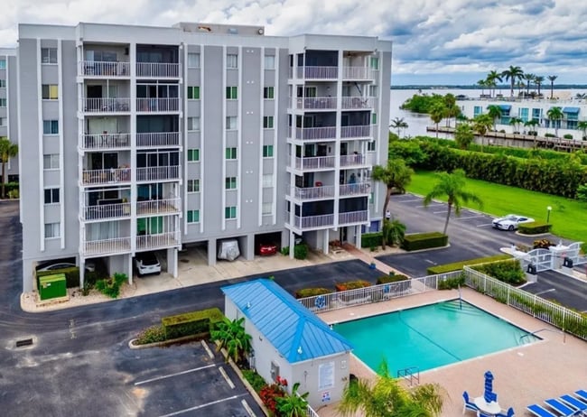 Photo - 2885 Palm Beach Blvd Unit 305