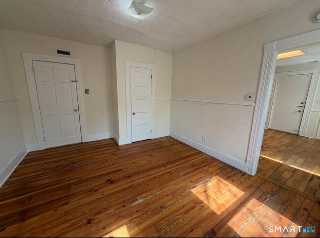 Photo - 120 Rennell St