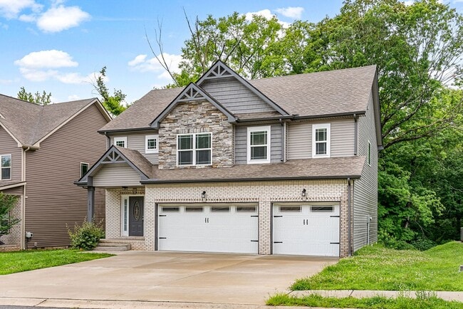 Photo - Pet Friendly Four Bedroom!
