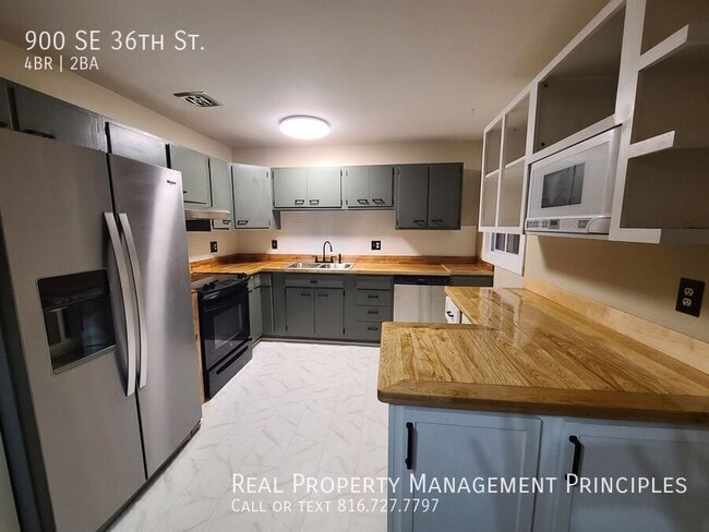 Photo - 900 SE 36th St