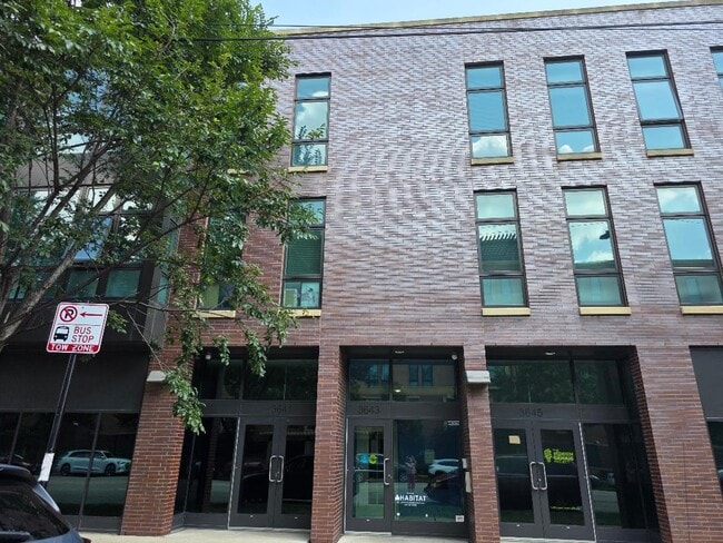 Building Photo - 3643 S State St Rental