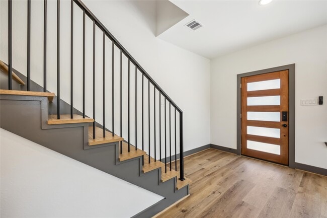 Photo - 8013 Ritz St