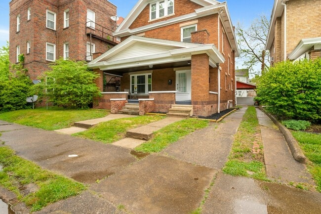Photo - 1110 10th St Townhome