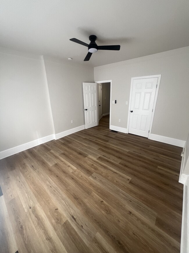 Photo - 15 W 29th St