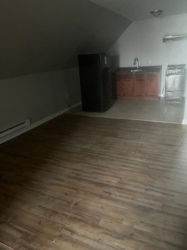 Building Photo - 375 S 10th St Unit 3