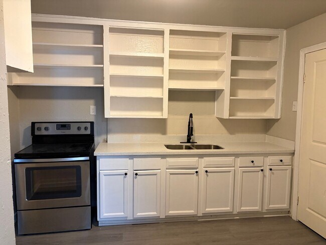 Photo - 5322 Pershing St