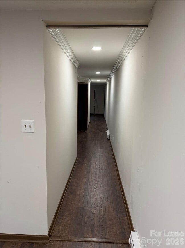 Photo - 526 Everette St