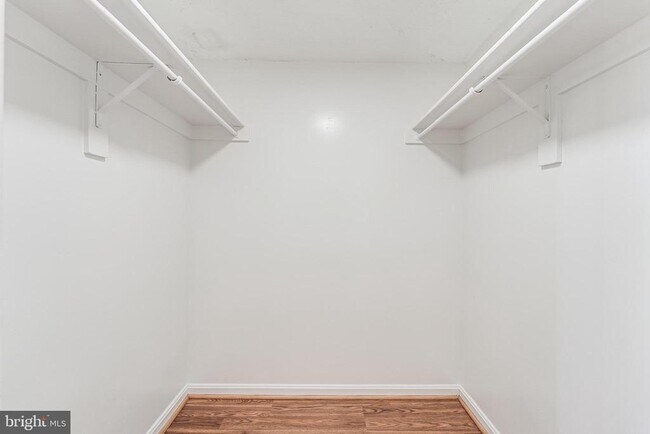 Photo - 3713 S George Mason Dr Unit 1604