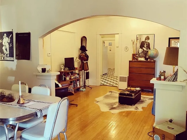 Photo - 3620 Wilmington Ave Unit 1F