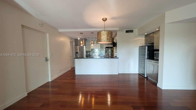 Photo - 900 River Reach Dr Unit 404
