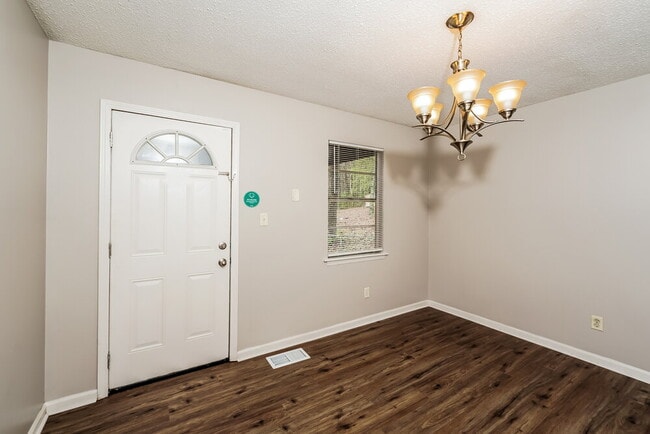 Photo - 277 Jupiter Dr