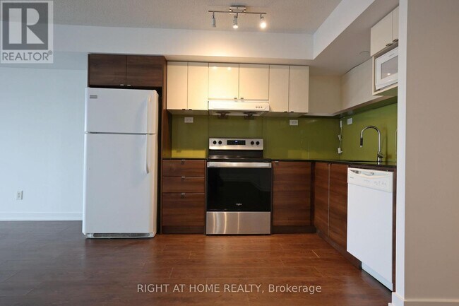 Photo - 72 Esther Shiner Blvd Unit 308