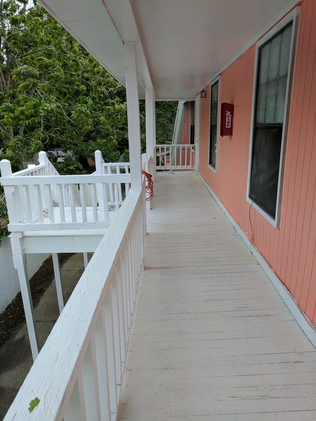 Photo - Teagarden Apartments