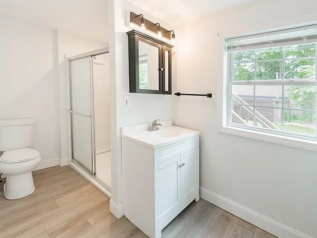 Photo - 8 Oak St Unit 1