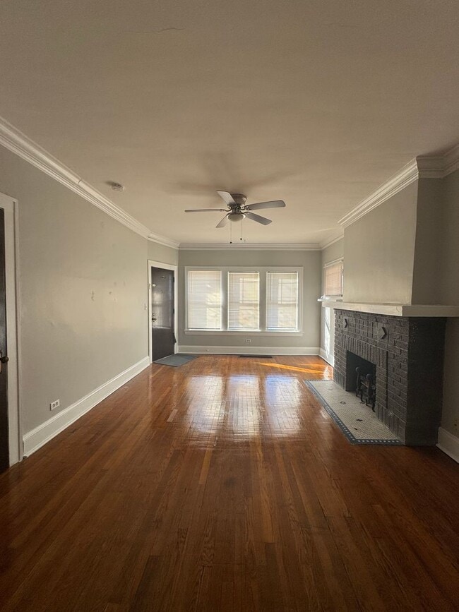 Photo - 1365 Phelps Ave Unit 1