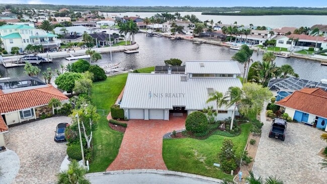 Building Photo - 5060 Porpoise Pl