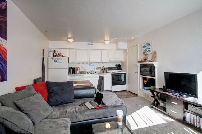 Photo - 3460 Madison Ave Unit #4