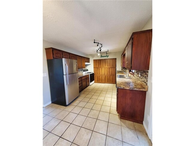 Photo - 4470 Denbigh Rd