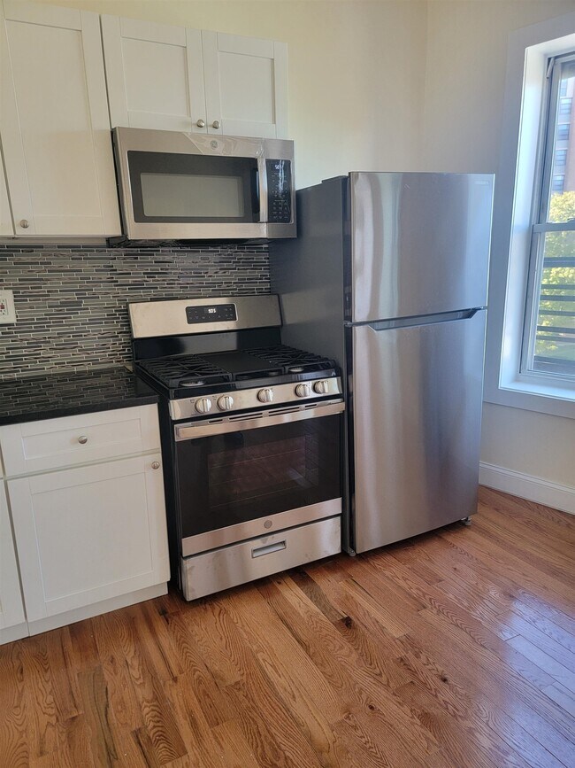 Photo - 100 Linden Ave Unit #11