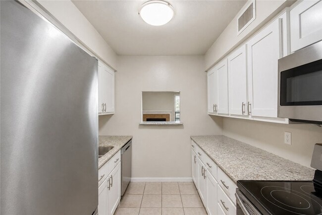 Photo - 1902 Dartmouth St Unidad O2