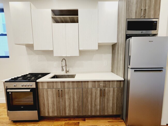 282 Baldwin Ave 2L - 272 Baldwin Ave Unidad 2R
