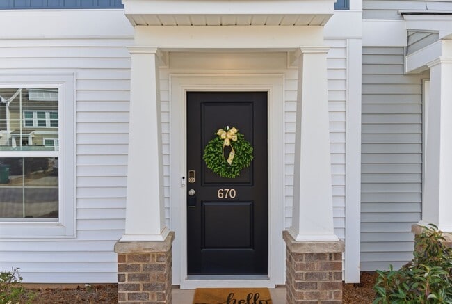 Photo - Beautiful 3 Bedroom 2.5 Bath Townhome in East Main Meadows