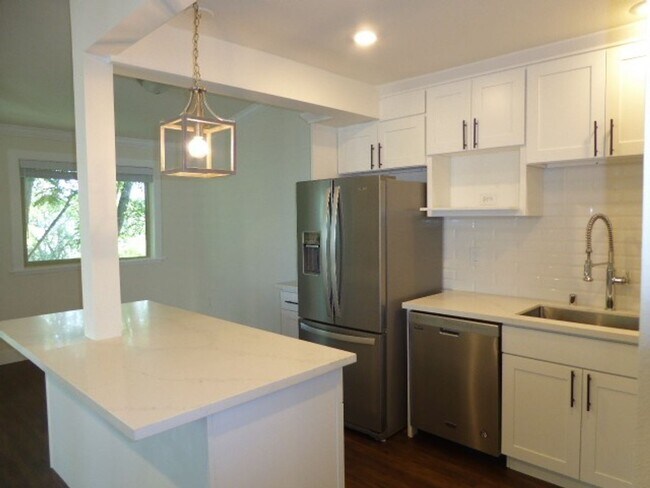 Photo - Charming 1 Bed 1 Bath Condo in Kenmore