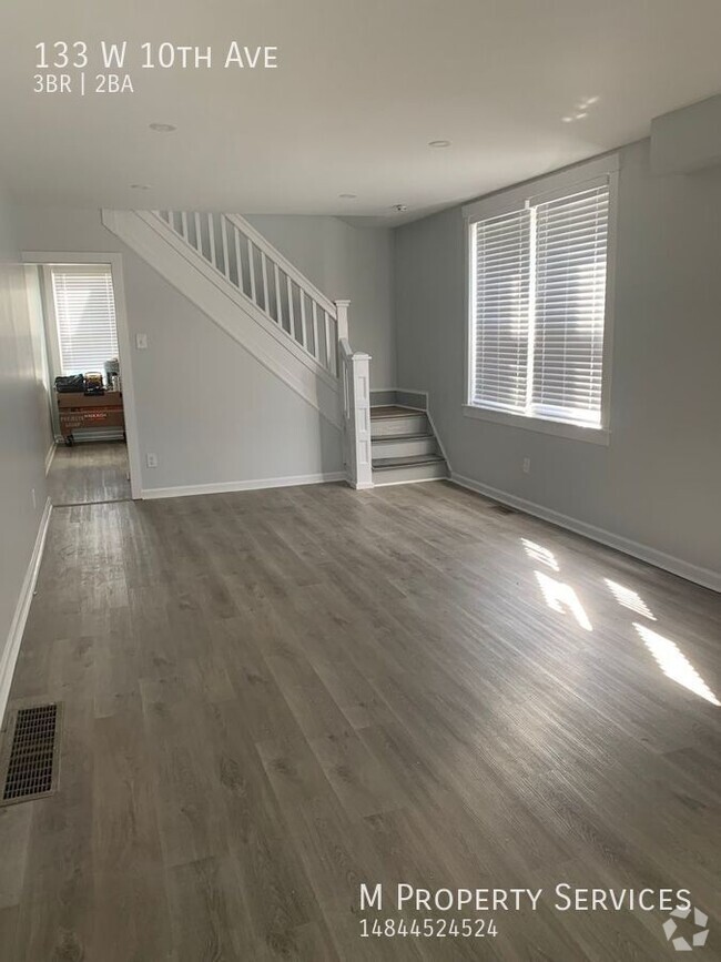 Building Photo - Beautifully Renovated 3 Bedroom, 2 Full Ba... Rental