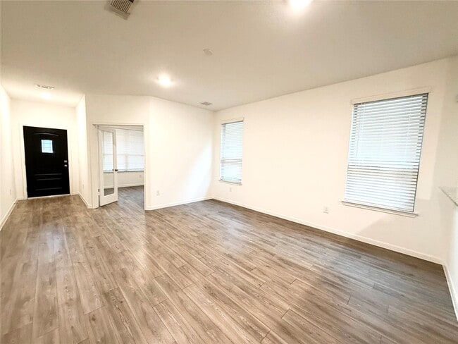 Photo - 1348 Bright Hl Dr