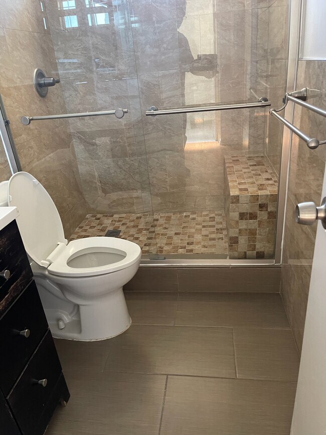 Photo - 6116 Cashio St Unit 3