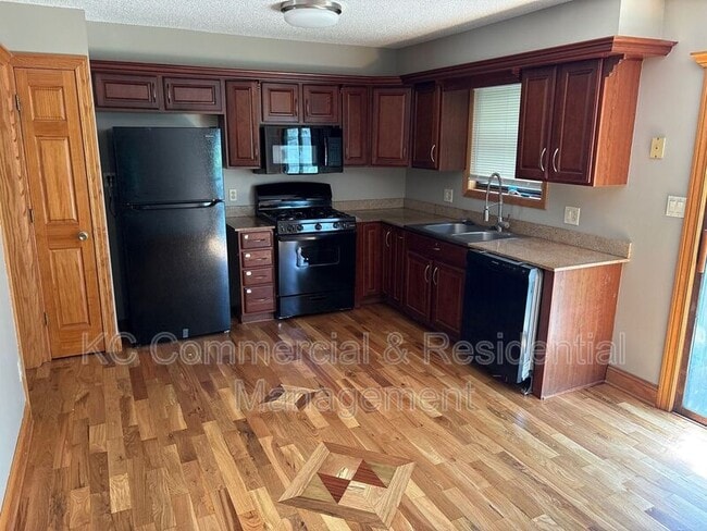 Photo - 4508 NW Valley View Rd